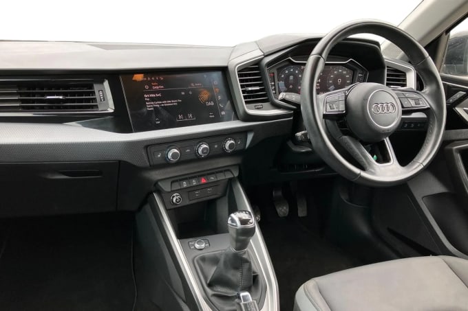 2022 Audi A1