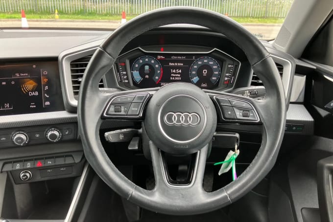 2022 Audi A1