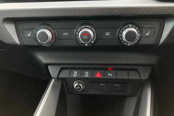 2022 Audi A1