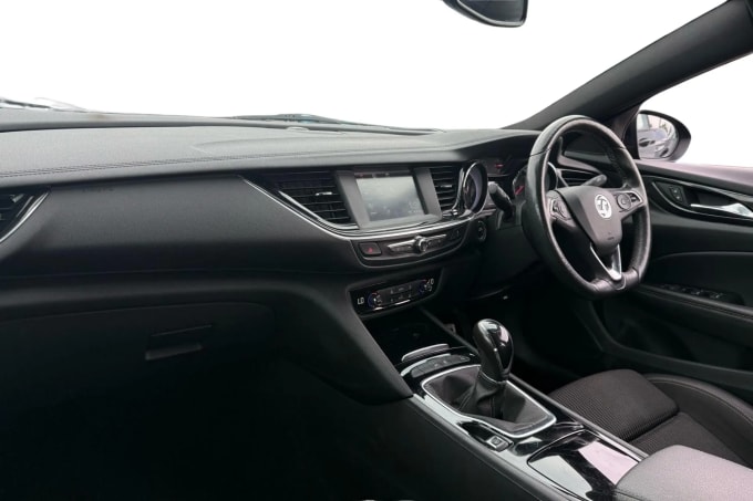 2019 Vauxhall Insignia