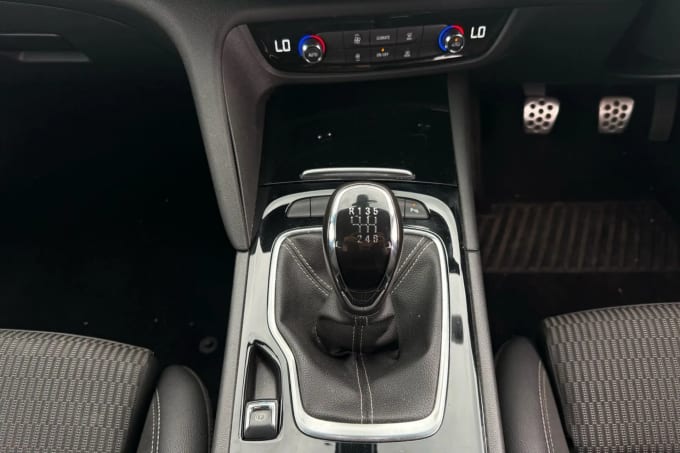 2019 Vauxhall Insignia