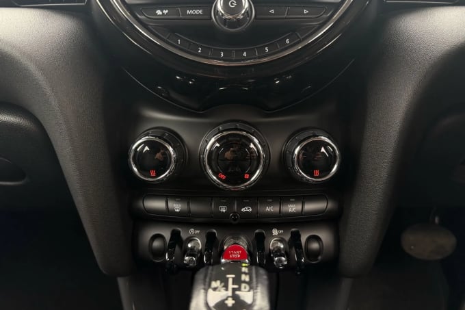 2017 Mini Hatch