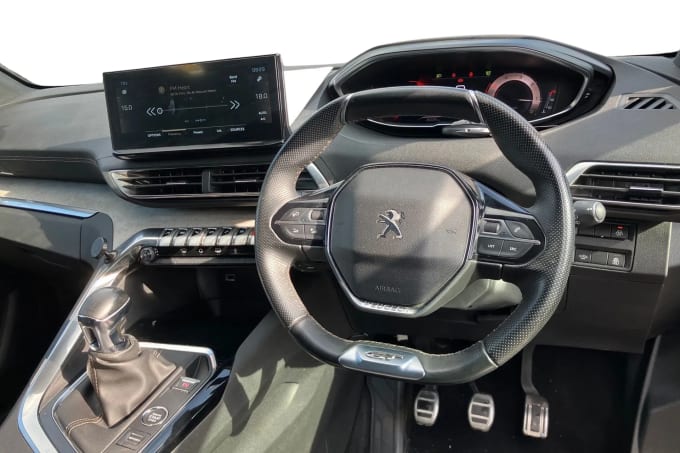 2022 Peugeot 5008
