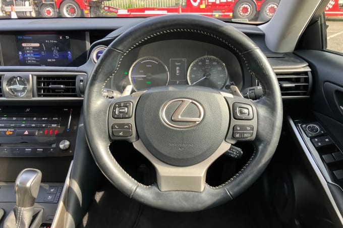 2017 Lexus Is