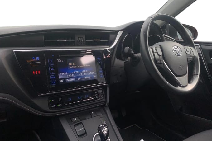 2018 Toyota Auris