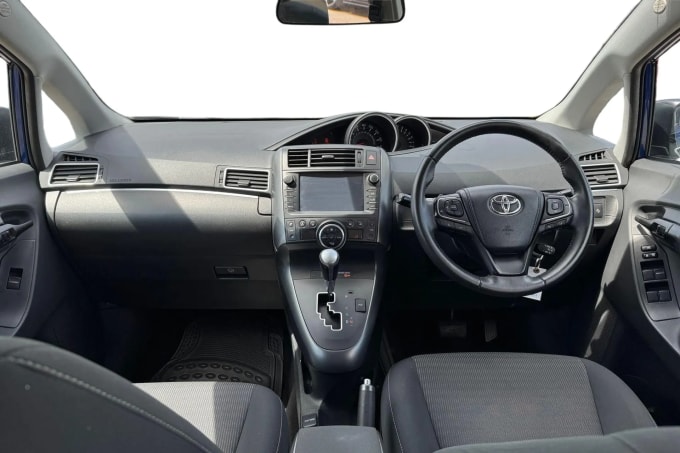 2016 Toyota Verso