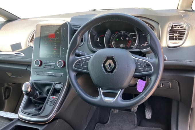 2017 Renault Scenic