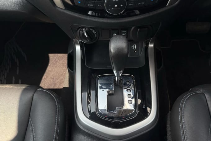 2021 Nissan Navara
