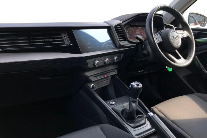2022 Audi A1