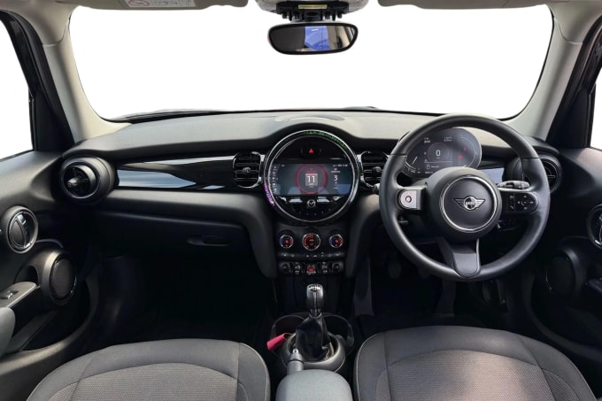2022 Mini Hatch