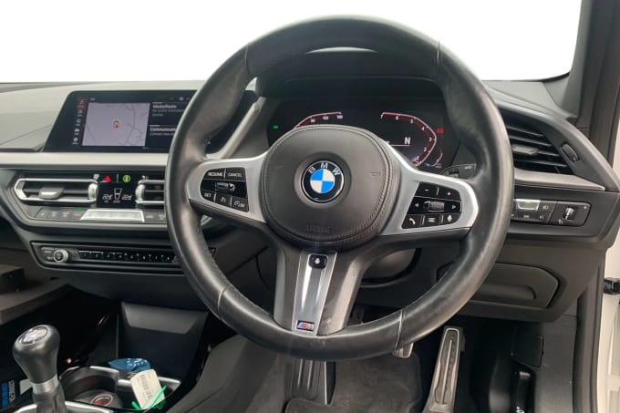 2022 BMW 1 Series