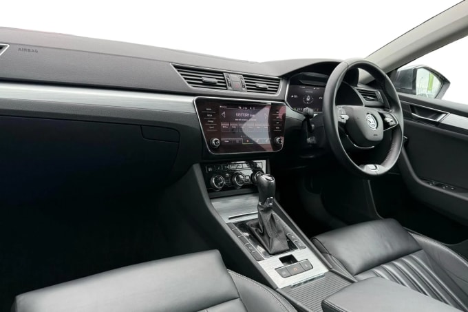 2022 Skoda Superb