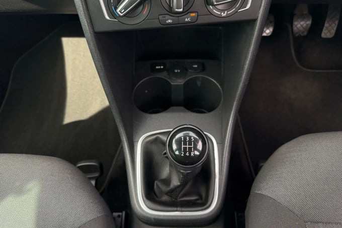 2016 Volkswagen Polo