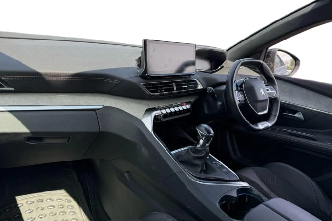 2021 Peugeot 3008