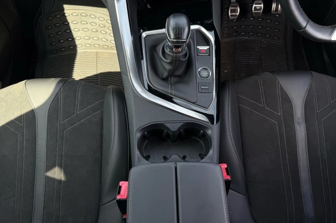 2021 Peugeot 3008