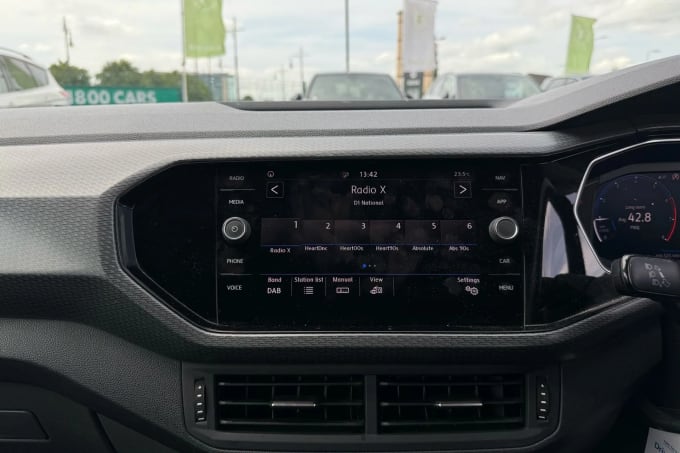 2019 Volkswagen T-cross
