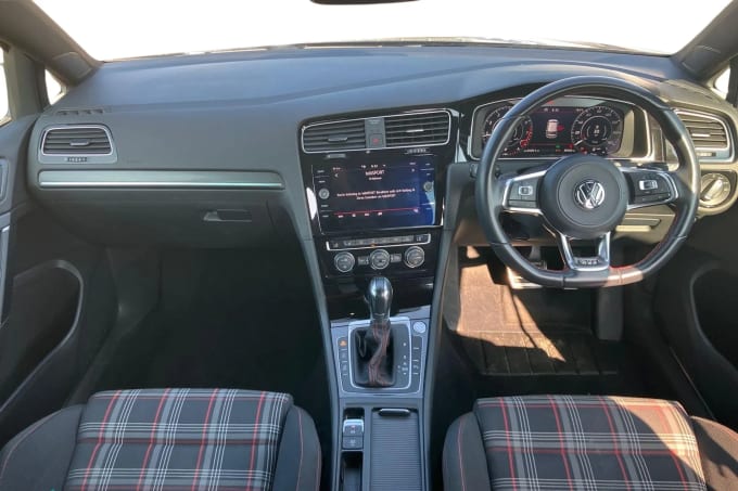2019 Volkswagen Golf
