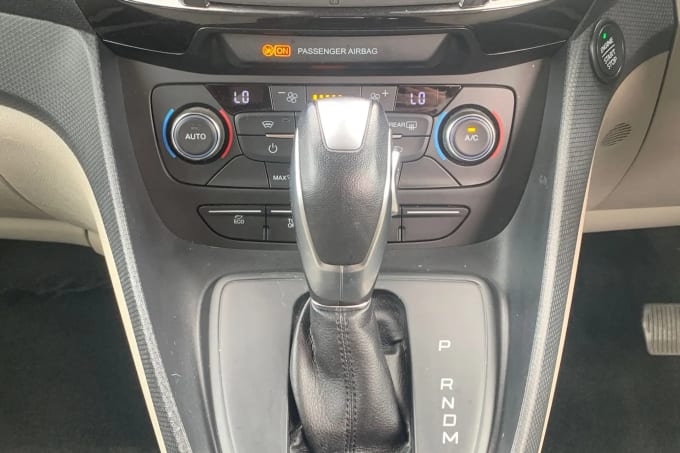 2020 Ford Grand Tourneo Connect