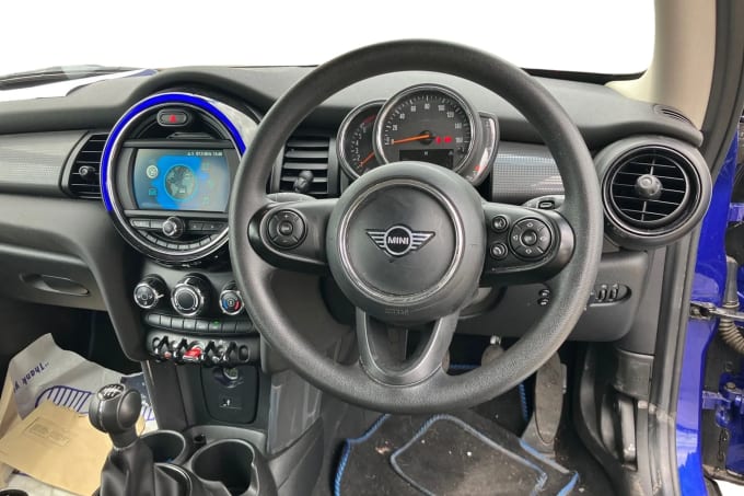 2020 Mini Hatch