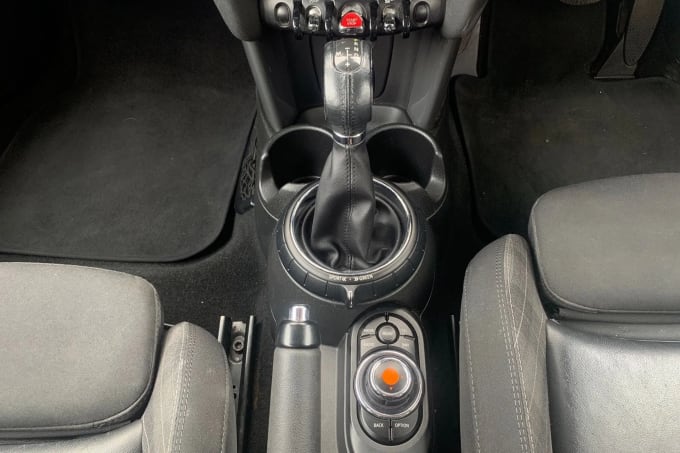 2016 Mini Hatch