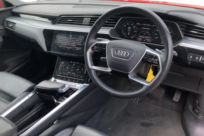 2021 Audi E-tron