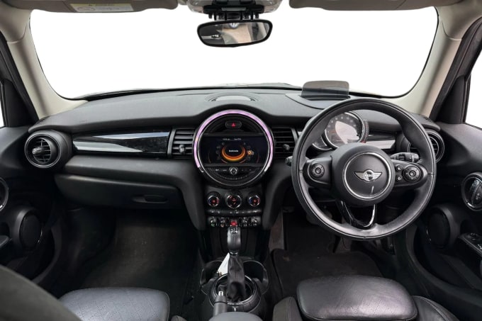 2016 Mini Hatch