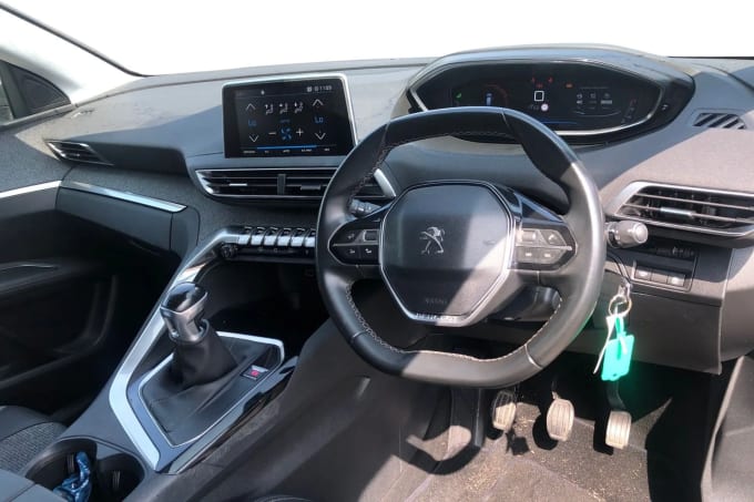 2018 Peugeot 3008