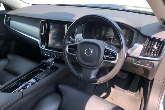 2018 Volvo S90