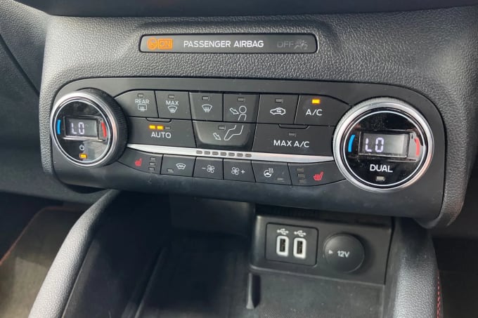 2022 Ford Kuga