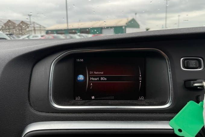 2018 Volvo V40