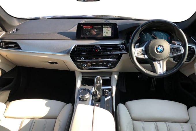 2019 BMW 5 Series