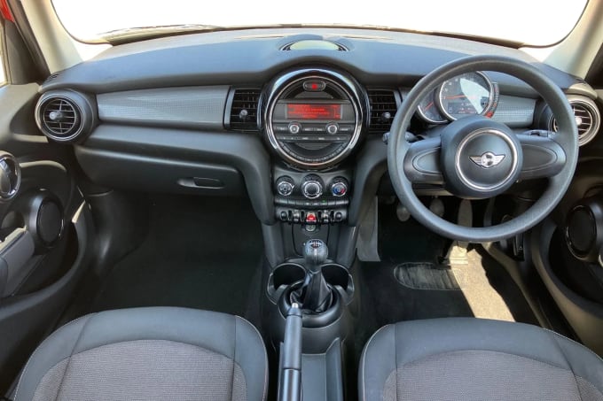 2017 Mini Hatch