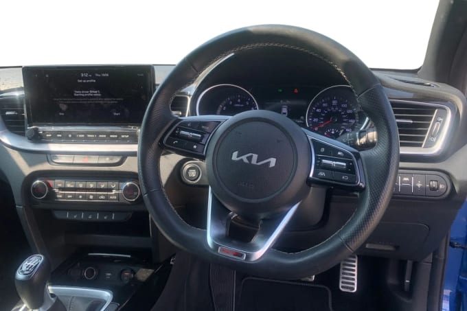 2022 Kia Pro Ceed