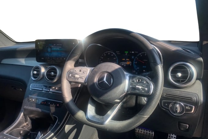 2022 Mercedes-benz Glc