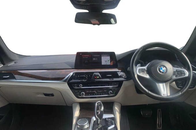 2018 BMW 5 Series