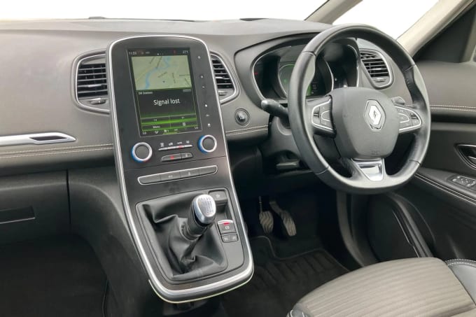 2017 Renault Grand Scenic