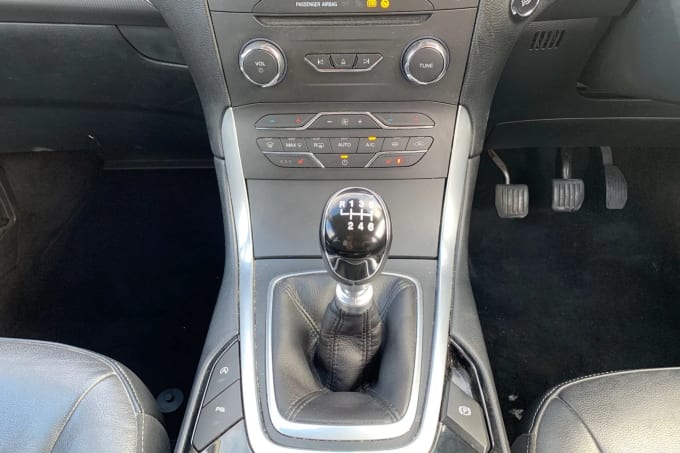 2021 Ford Galaxy