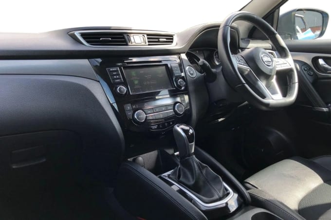 2020 Nissan Qashqai