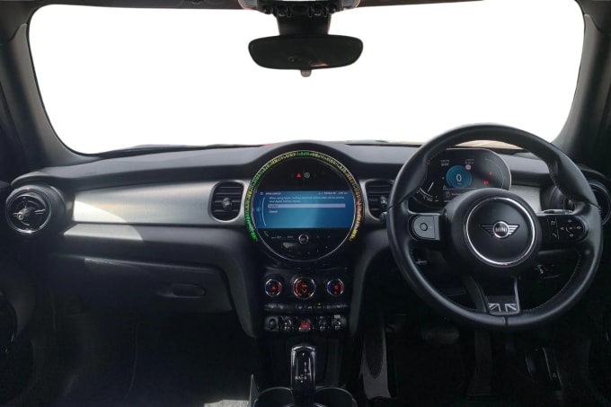 2023 Mini Hatch