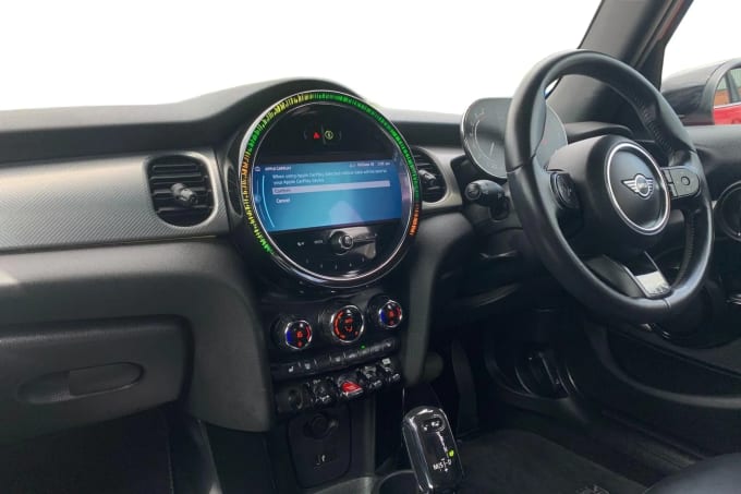 2023 Mini Hatch