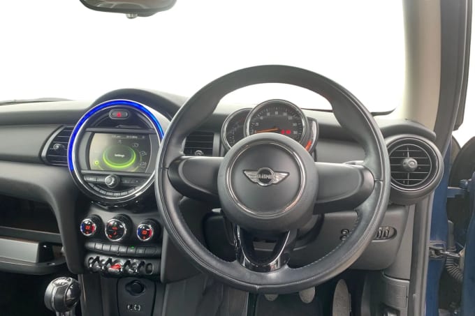 2017 Mini Hatch