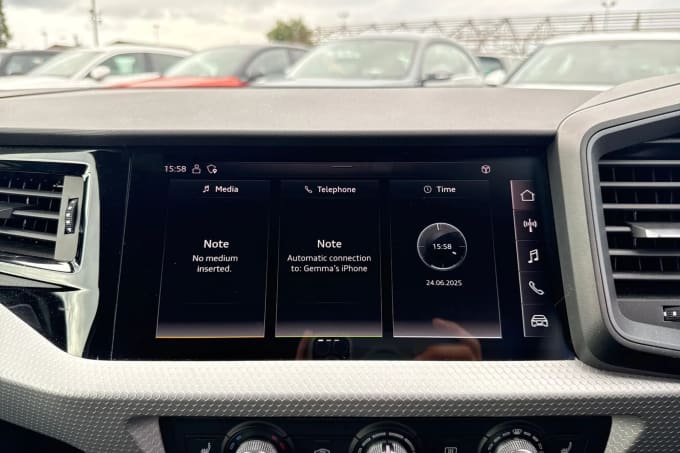 2022 Audi A1