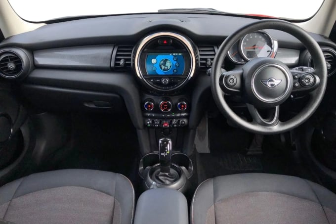 2020 Mini Hatch