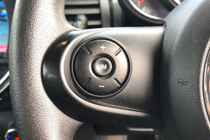 2020 Mini Hatch