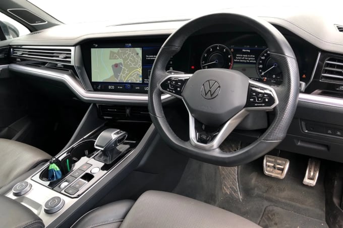 2022 Volkswagen Touareg