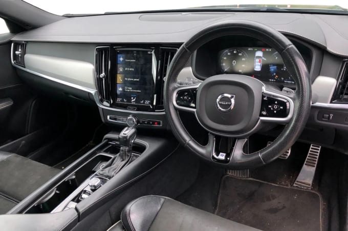 2018 Volvo S90