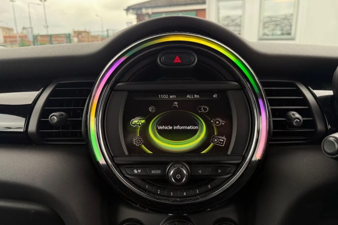2017 Mini Hatch