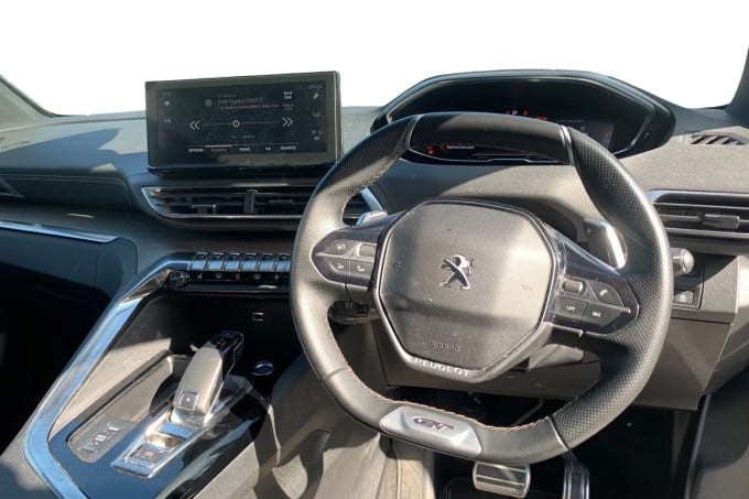 2021 Peugeot 5008