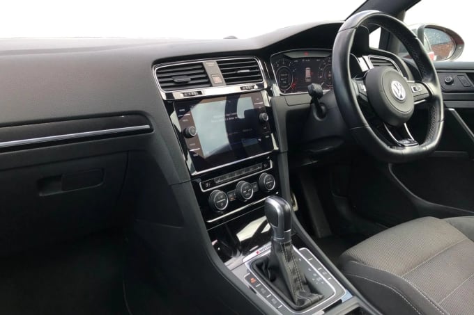 2018 Volkswagen Golf