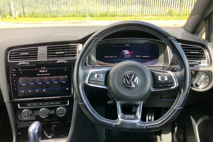 2017 Volkswagen Golf